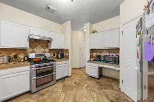 801 Brown Dr, Pflugerville, TX 78660 - Photo 10