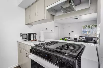 3007 Burning Oak Drive, Austin, TX 78704 - Photo 6