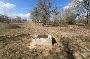 128 Arrowhead Ct, Bastrop, TX 78602 - Photo 30