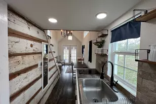 128 Arrowhead Ct, Bastrop, TX 78602 - Photo 6