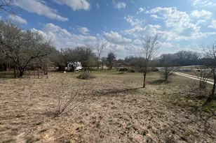 128 Arrowhead Ct, Bastrop, TX 78602 - Photo 38