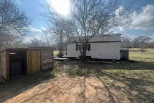 128 Arrowhead Ct, Bastrop, TX 78602 - Photo 12