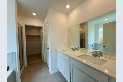 106 Camargue Dr, Hutto, TX 78634 - Photo 16