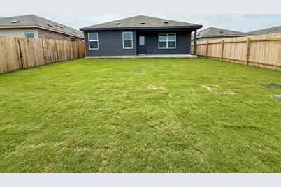 106 Camargue Dr, Hutto, TX 78634 - Photo 22