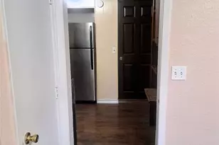 397 Lacy Dr, Elgin, TX 78621 - Photo 6