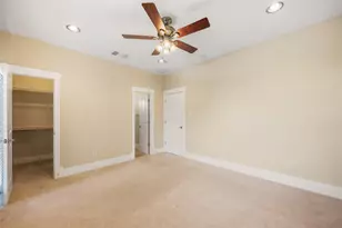 1007 Taulbee Ln, Austin, TX 78757 - Photo 10