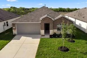 1641 Lilyturf St, New Braunfels, TX 78130 - Photo 4