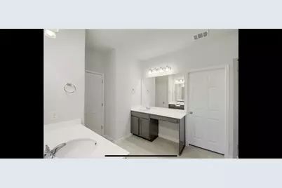 100 Petersburg Street, Leander, TX 78641 - Photo 12