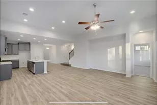 100 Petersburg St, Leander, TX 78641 - Photo 8
