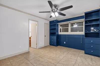 6200 Shadow Bend, Austin, TX 78745 - Photo 18