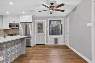 6200 Shadow Bend, Austin, TX 78745 - Photo 6