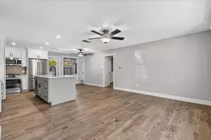 6200 Shadow Bend, Austin, TX 78745 - Photo 4