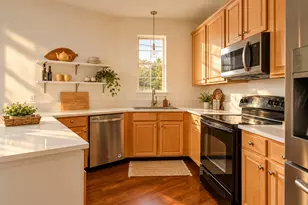 21900 Moulin Dr, Spicewood, TX 78669 - Photo 4