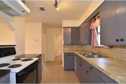 182 Patten Drive, Johnson City, TX 78636 - Photo 4