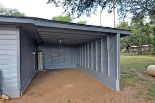 182 Patten Dr, Johnson City, TX 78636 - Photo 14