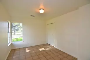 182 Patten Dr, Johnson City, TX 78636 - Photo 8