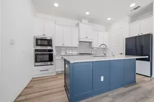 304 Barton Oak Trl, Georgetown, TX 78628 - Photo 24