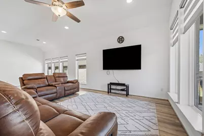 304 Barton Oak Trail, Georgetown, TX 78628 - Photo 18