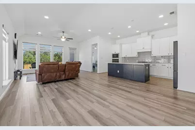 304 Barton Oak Trail, Georgetown, TX 78628 - Photo 16