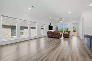 304 Barton Oak Trl, Georgetown, TX 78628 - Photo 14