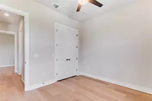 115 Draper Ln, Bertram, TX 78605 - Photo 8