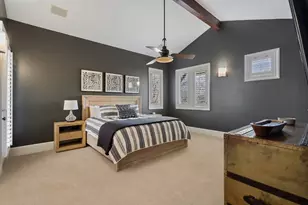 2002 Kinney Ave, Austin, TX 78704 - Photo 10