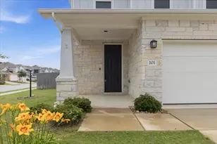 101 Free Stone Dr, Georgetown, TX 78628 - Photo 2