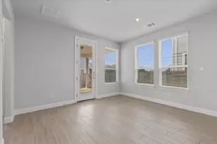 101 Free Stone Dr, Georgetown, TX 78628 - Photo 10