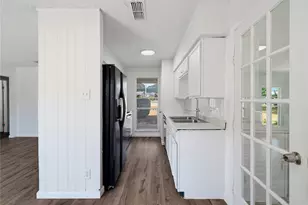 2311 Campden Dr, Austin, TX 78745 - Photo 6