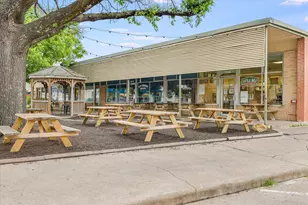 2425 Ashdale Dr, Austin, TX 78757 - Photo 20