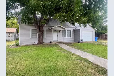 815 Lizzie Street, Taylor, TX 76574 - Photo 2