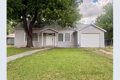 815 Lizzie Street, Taylor, TX 76574 - Photo 1