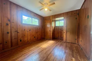 815 Lizzie St, Taylor, TX 76574 - Photo 14