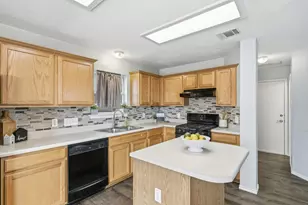 17408 Valentine Dr, Round Rock, TX 78664 - Photo 12