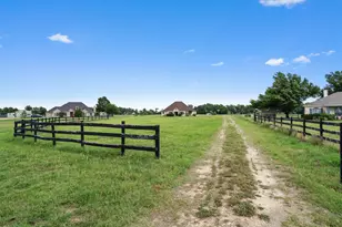 130 Cotton Rows Ln, Taylor, TX 76574 - Photo 8