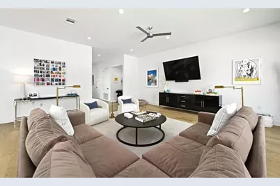 5515 Jim Hogg Avenue #B, Austin, TX 78756 - Photo 8