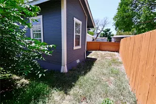2323 W Salinas St, San Antonio, TX 78207 - Photo 4