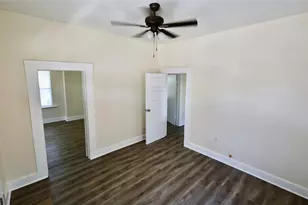2323 W Salinas St, San Antonio, TX 78207 - Photo 10