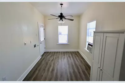 2323 W Salinas Street, San Antonio, TX 78207 - Photo 14