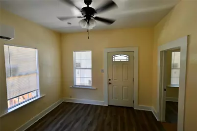 2323 W Salinas Street, San Antonio, TX 78207 - Photo 6