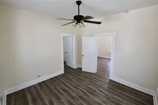 2323 W Salinas St, San Antonio, TX 78207 - Photo 8