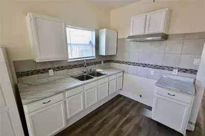 2323 W Salinas Street, San Antonio, TX 78207 - Photo 12