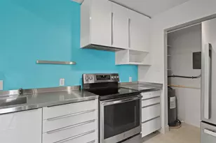 9226 Jollyville Rd, Austin, TX 78759 - Photo 10