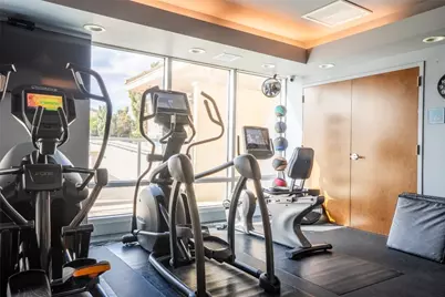 300 Bowie Street #2204, Austin, TX 78703 - Photo 16