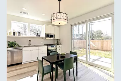 1116 Atkinson Road, Austin, TX 78752 - Photo 8