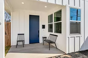 1116 Atkinson Rd, Austin, TX 78752 - Photo 1