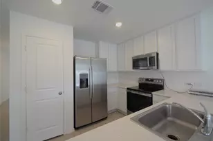 337 Rancho Del Cielo Loop, Jarrell, TX 75637 - Photo 2