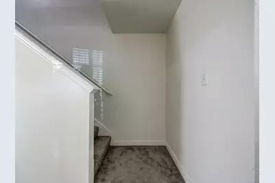 13421 Alysheba Drive, Del Valle, TX 78617 - Photo 4
