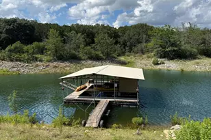 25420 Cove Dr, Spicewood, TX 78669 - Photo 2