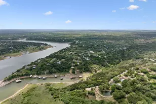 25420 Cove Dr, Spicewood, TX 78669 - Photo 8